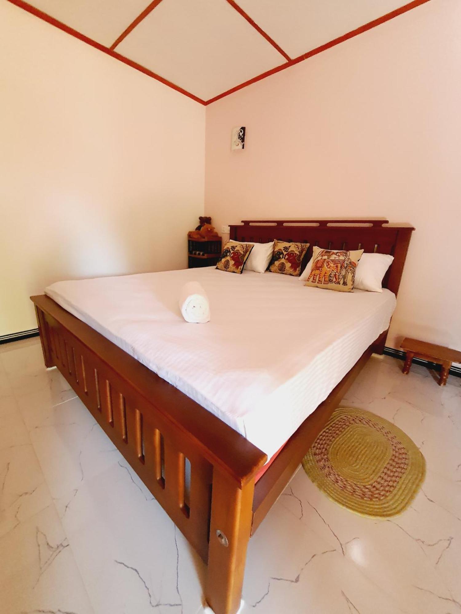 Jungle Eco Lodge & Safari Сигирия Экстерьер фото